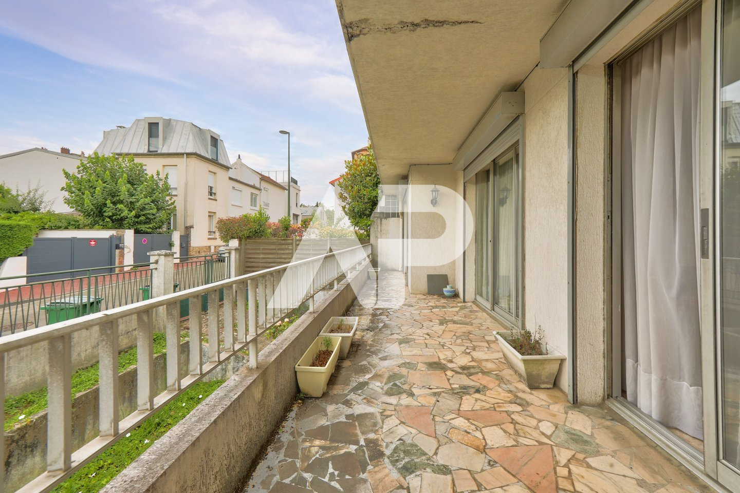 Maison familiale 3  4 chambres   Secteur Percy Schneider 12/12